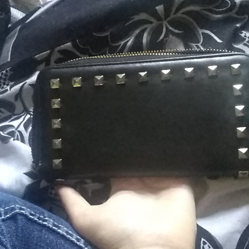 Wallet - Picture 2 of 4